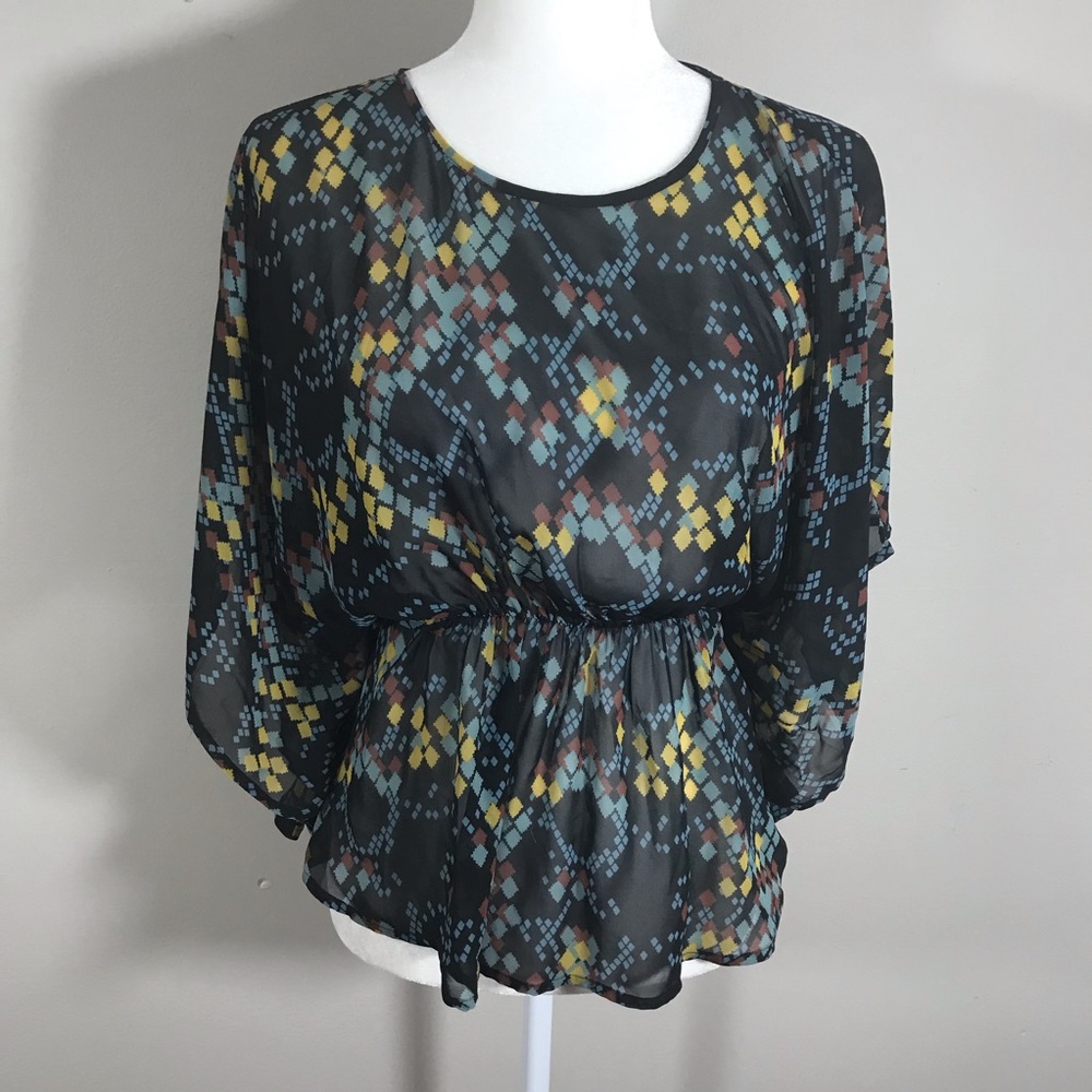Petticoat Alley black geo blouse dolman sleeve S